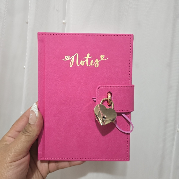 Pink Heart Lock Notebook - Picture 8 of 8